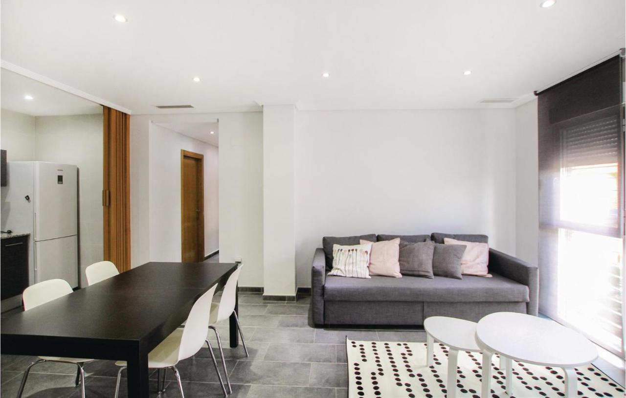 3 Bedroom Awesome Apartment In Dolores Екстериор снимка